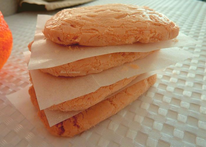 Апельсиновое песочное печенье с миндалем
