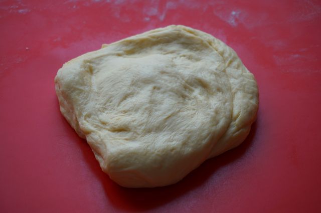 Сдобные булочки с сыром