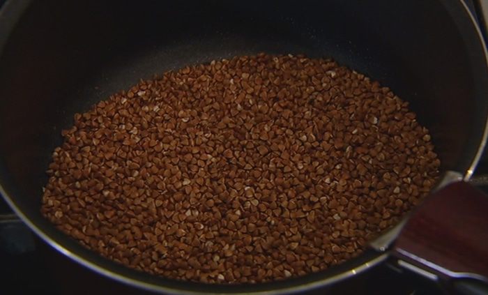 Гречневая каша с курагой и грушей 