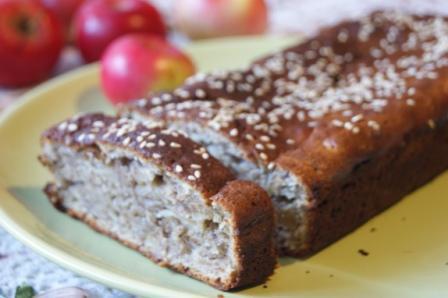 Кекс с яблоком на основе трех видов муки