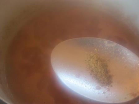 Суп из красной фасоли и томатов