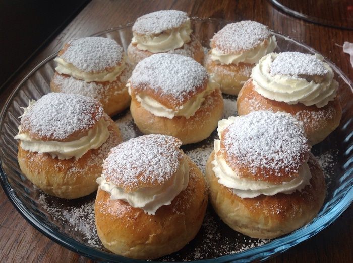 Семла - шведская булочка