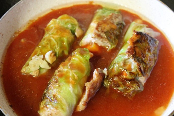 Рулетики из свинины с овощами