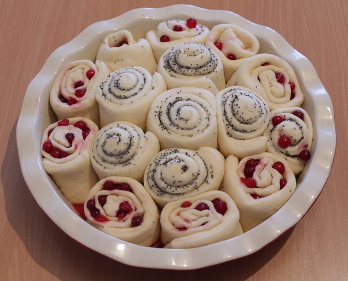 Бруснично-маковый пирог