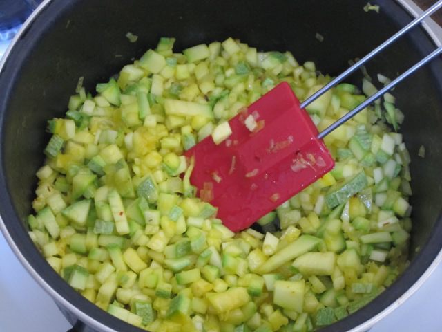 Кускус с креветками и овощами