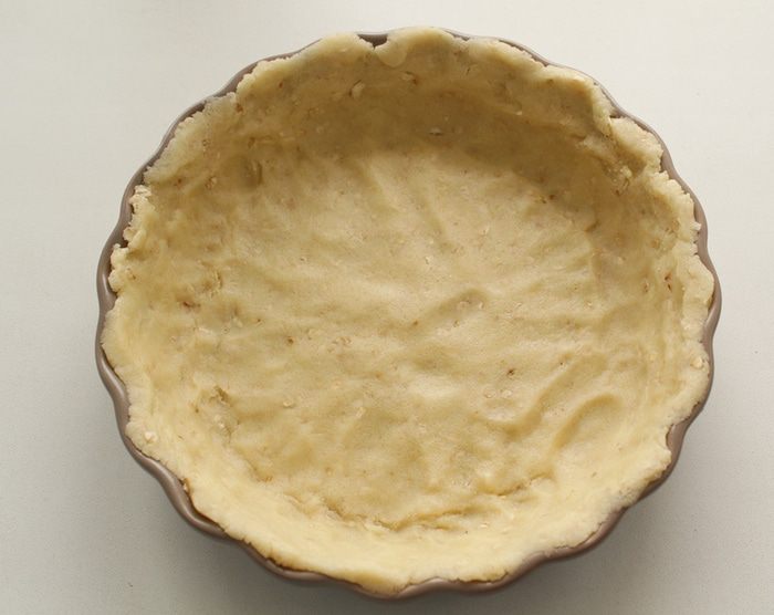 Тарт с рикоттой и брусникой