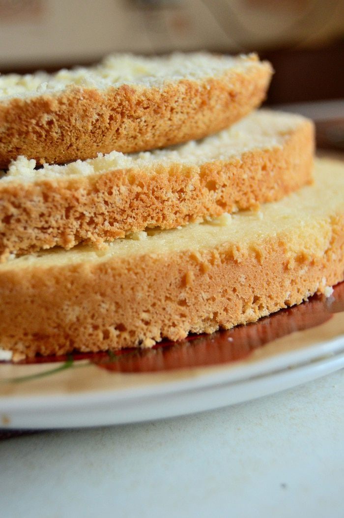 Бисквит с лимонным кремом