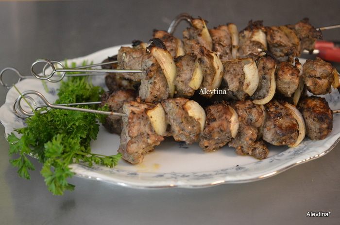 Свиной шашлык на вине
