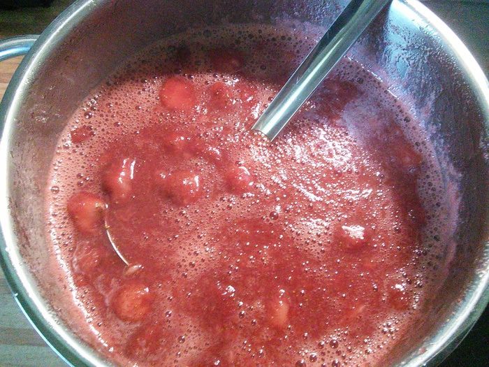 Клубнично-ревеневый мармелад