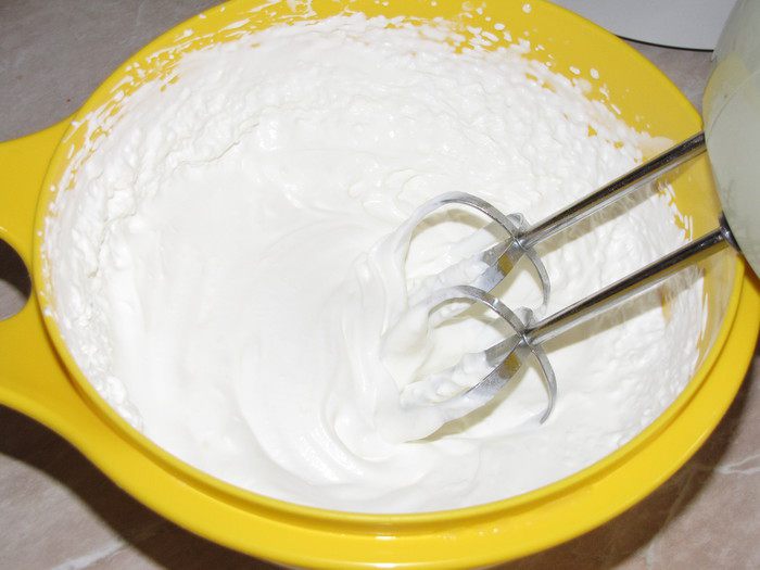 Томатно-сливочный дип с креветками