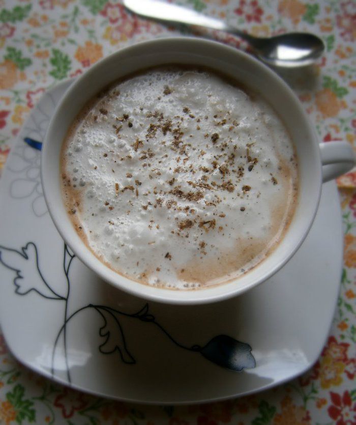 Кофе со сгущенным молоком и кориандром