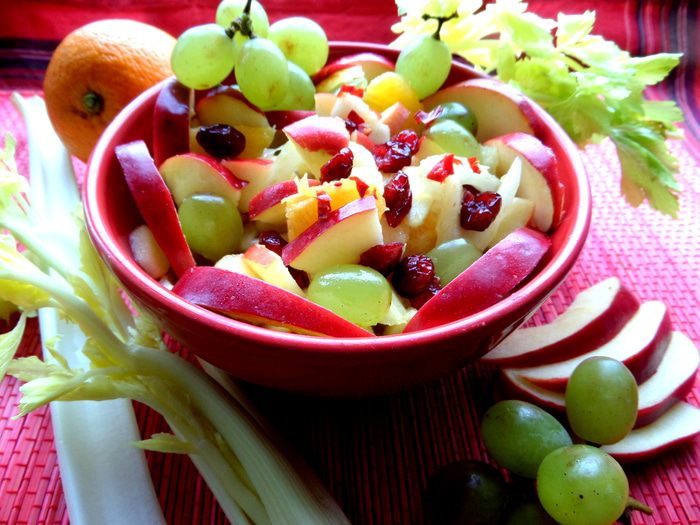 Пикантный фруктово-ягодный салат (для Сабины)