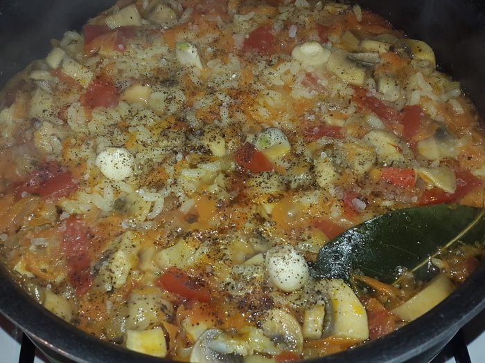 Постный плов с грибами