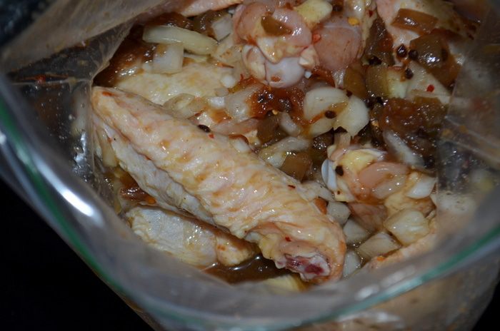 Куриные  крылышки глазированные кленовым  сиропом