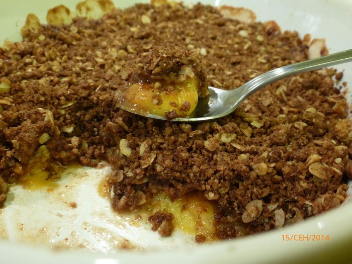 Сливовый крамбл