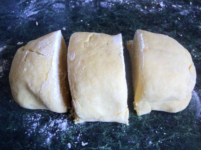 Яблочный пляцок