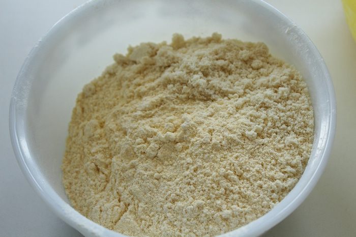 Кукурузно-миндальный пирог