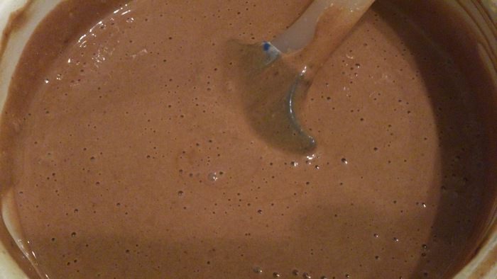 Торт из миндальных блинов с французским кремом