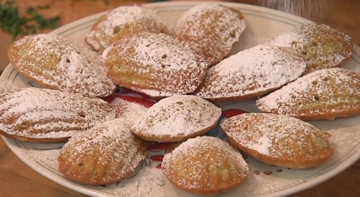 Печенье «Мадлен» с фисташками 