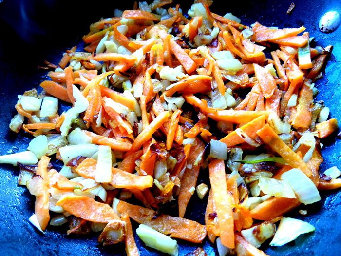 Постный салат из чечевицы