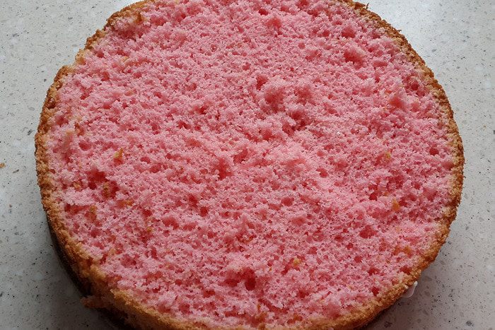 Торт с маскарпоне и взбитыми сливками