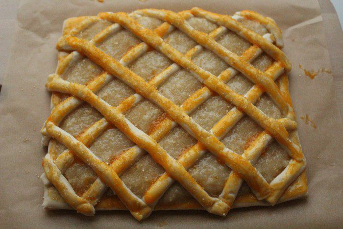 Фельянтин (feuillantine)