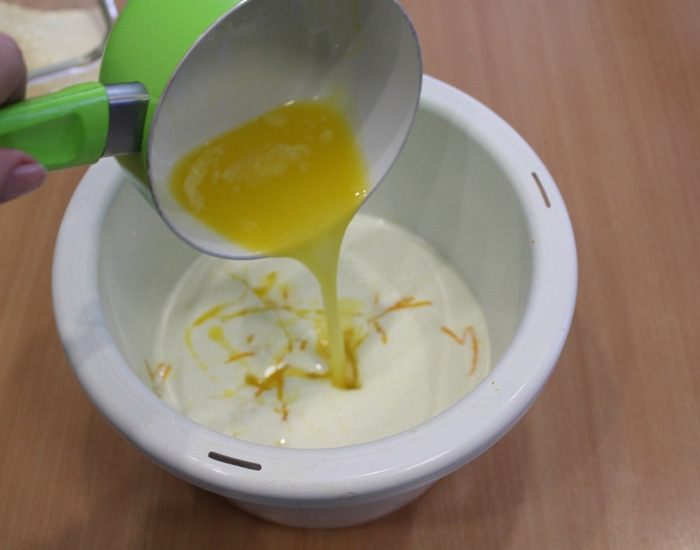 Манный пирог с яблоками