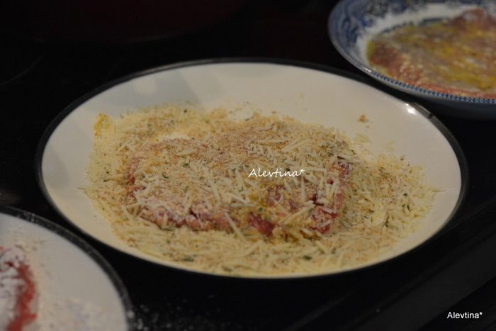 Говядина под сырным соусом