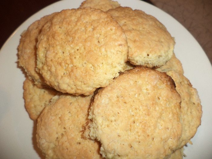 Кокосовое печенье с двойной начинкой