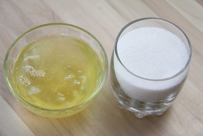 Черемуховый пирог со сливами