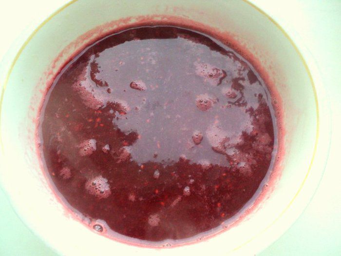 Торт-суфле с малиной