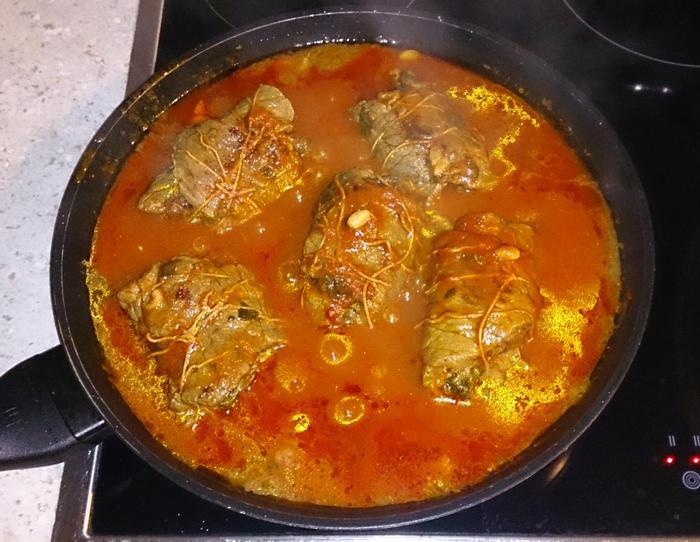 Рулеты из говядины по-неаполитански