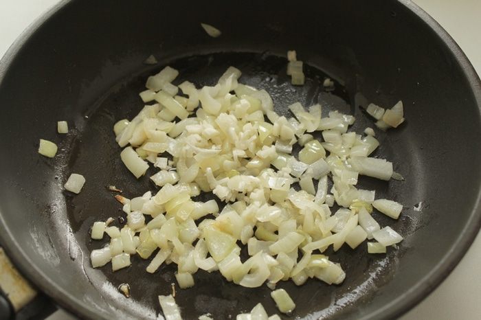 Гратен из макарон, куриной грудки и брокколи