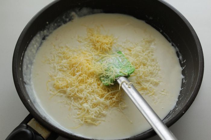 Гратен из макарон, куриной грудки и брокколи