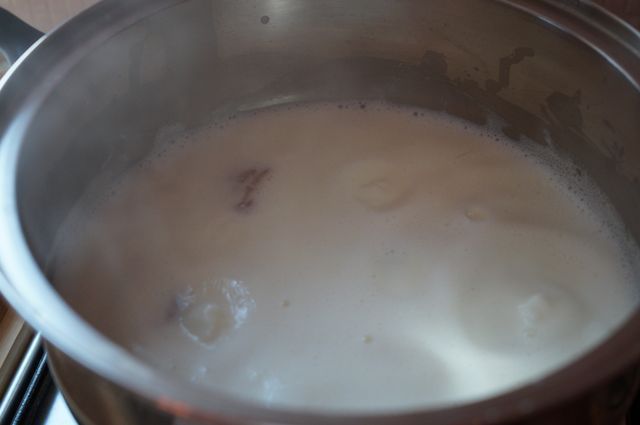 Молочный рисовый суп с курагой