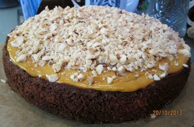 Ореховый пирог с кремом из облепихи