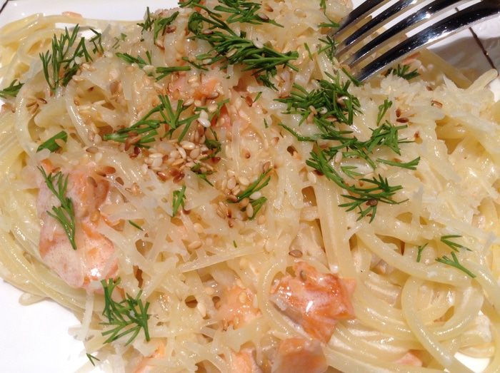 Спагетти с рыбкой