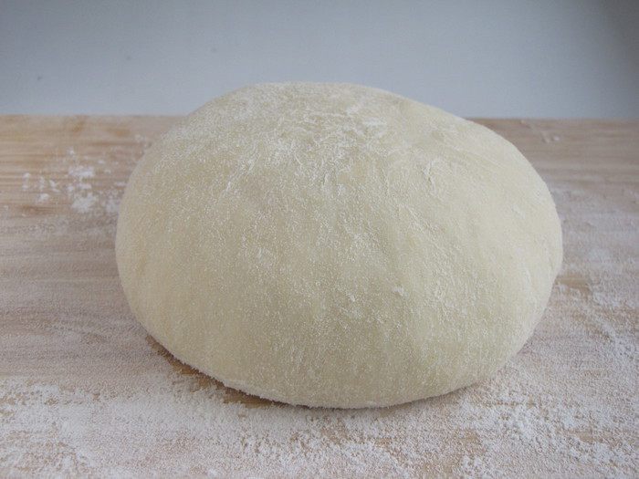 Лепешка с моцареллой, фетой и орегано