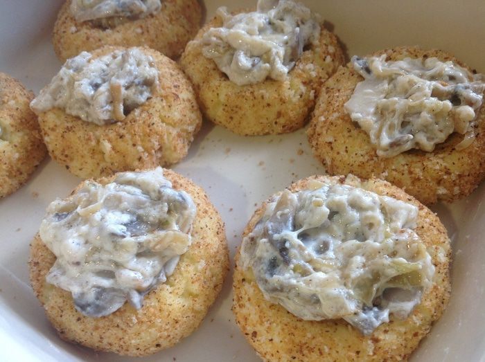 Картофельные гнезда с курицей и грибами