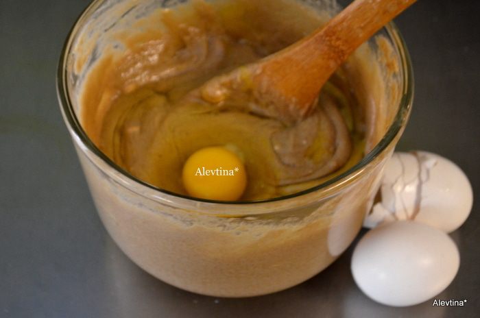 Фунтовый пряный кекс с апельсиново-ромовым соусом