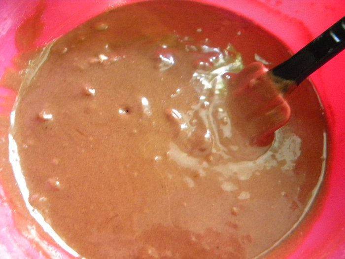 Брауни с апельсином в миндальных хлопьях