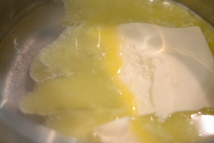 Эклеры со сливочно-шоколадным кремом (Ekler fánk)