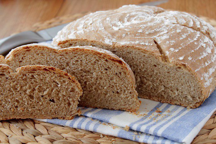 Пшеничный хлеб на ржаной закваске