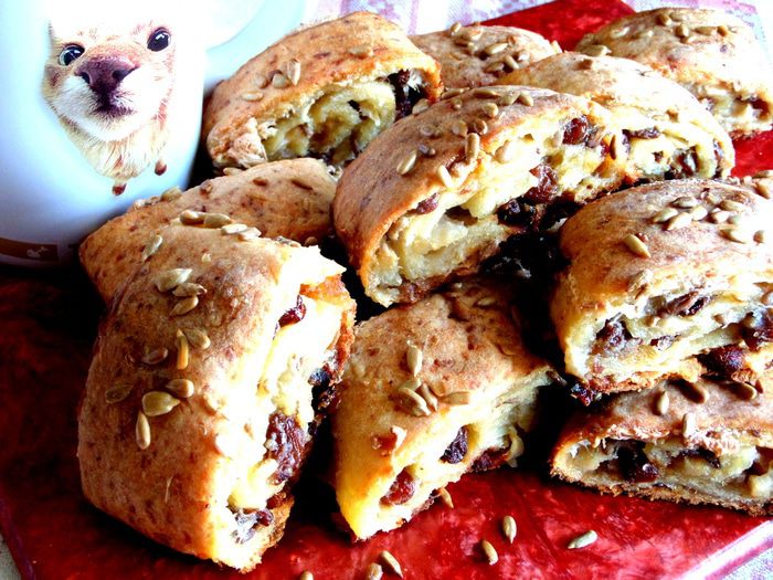 Творожный рулет с безейной прослойкой