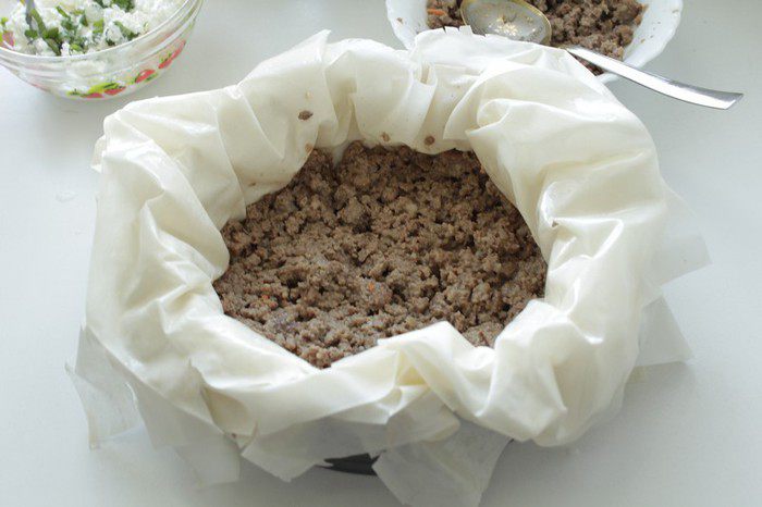 Бюрек турецкий с фаршем