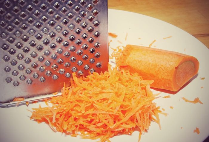 Куриный суп с домашней лапшой и сладким перцем