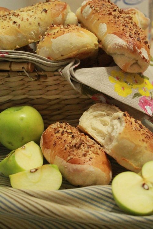 БУЛОЧКИ ЯБЛОЧНО-МЕДОВЫЕ