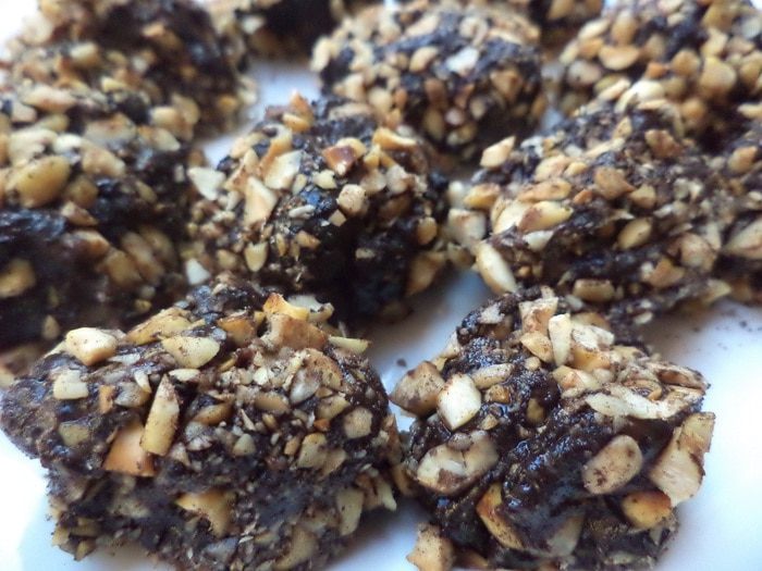 Шоколадные трюфели с двумя видами шоколада