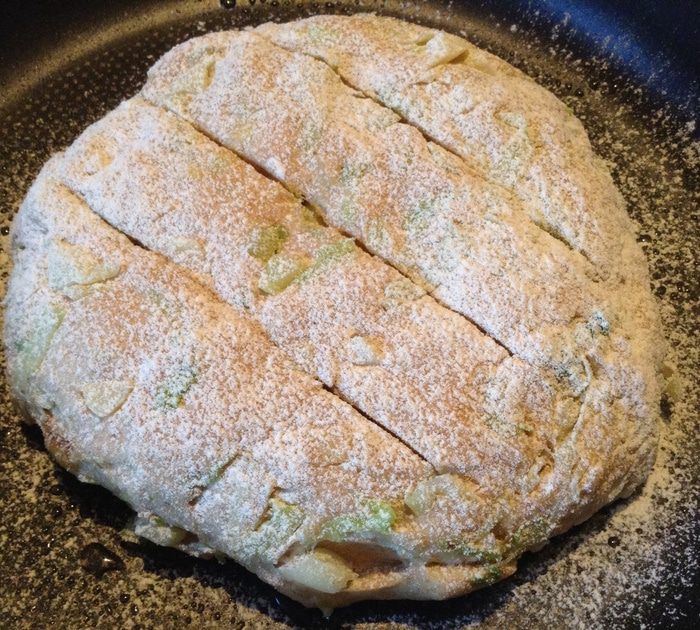 Капустный хлеб &amp;quot;Следы Фредди&amp;quot;