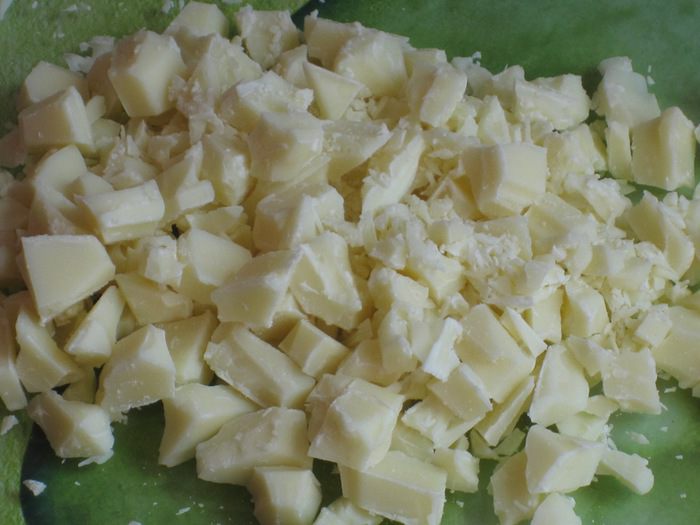 Пасхальные творожные булочки с заварным кремом и абрикосами